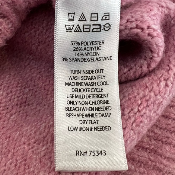 Cupcakes and Cashmere Heart Sweater - Picture 6 of 6